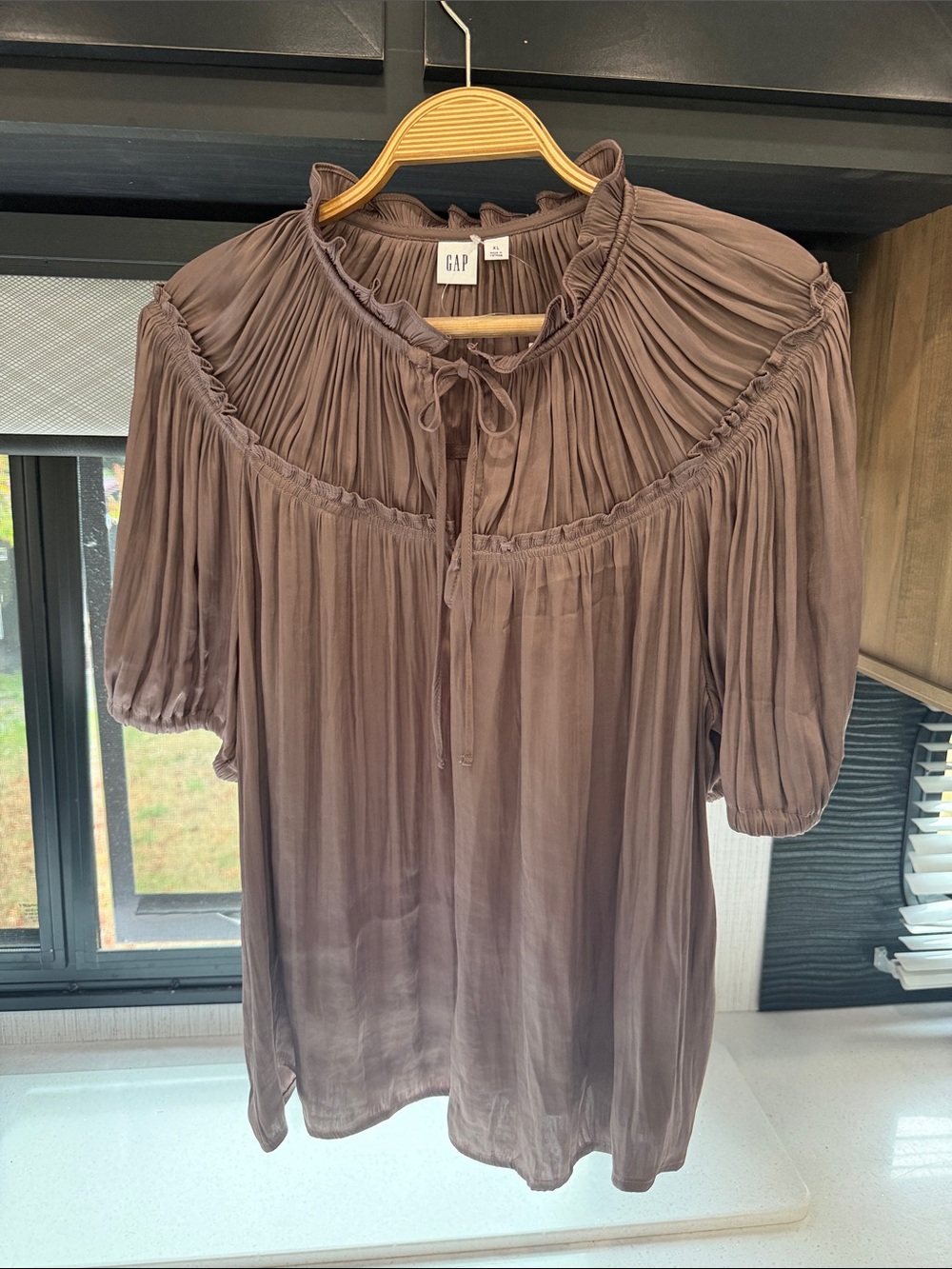 GAP Women's Dusty Mauve Pleated Peasant Blouse